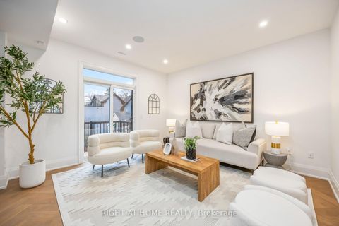 Photo 8 at 34A Morningside Avenue W, Swansea, Toronto