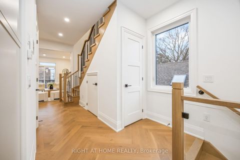 Photo 10 at 34A Morningside Avenue W, Swansea, Toronto
