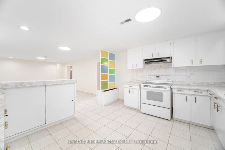 Photo 34 at 718 Royal York Road, Queensway, Toronto