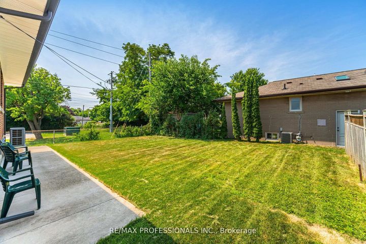 Photo 48 at 718 Royal York Road, Queensway, Toronto