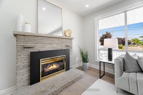 Photo 7 at 718 Royal York Road, Queensway, Toronto