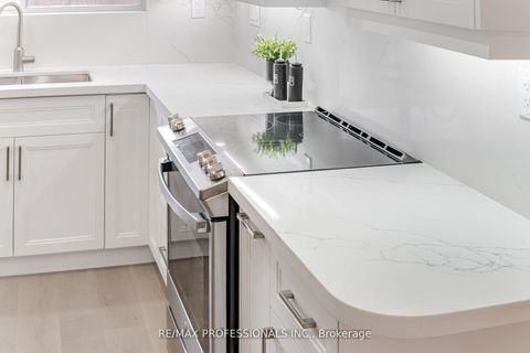 Photo 15 at 718 Royal York Road, Queensway, Toronto