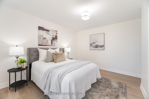 Photo 23 at 718 Royal York Road, Queensway, Toronto