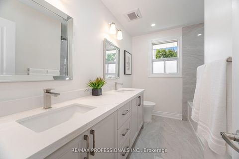 Photo 29 at 718 Royal York Road, Queensway, Toronto