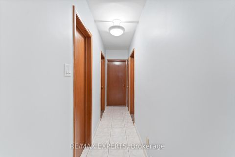 Photo 15 at 126 Ardwick Boulevard, Humbermede, Toronto