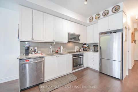 Photo 3 at 201A - 9608 Yonge Street, North Richvale, Richmond Hill