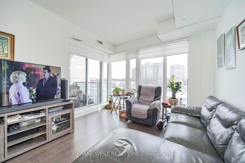 Photo 4 at 201A - 9608 Yonge Street, North Richvale, Richmond Hill