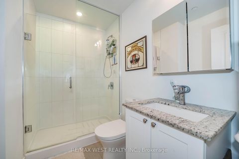 Photo 8 at 201A - 9608 Yonge Street, North Richvale, Richmond Hill