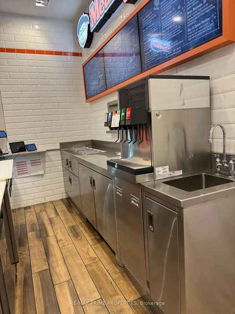 Photo 5 at 204 - 4841 Yonge Street, Willowdale East, Toronto