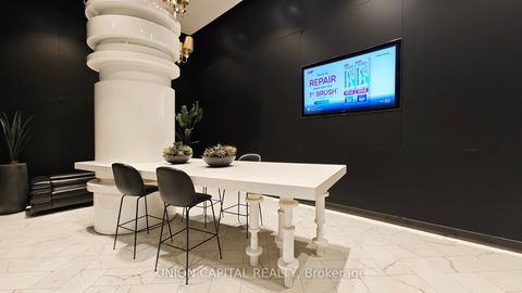 Photo 3 at 4215 - 87 Peter Street, Waterfront Communities C1, Toronto