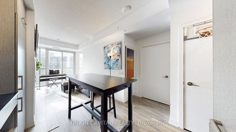 Photo 8 at 4215 - 87 Peter Street, Waterfront Communities C1, Toronto