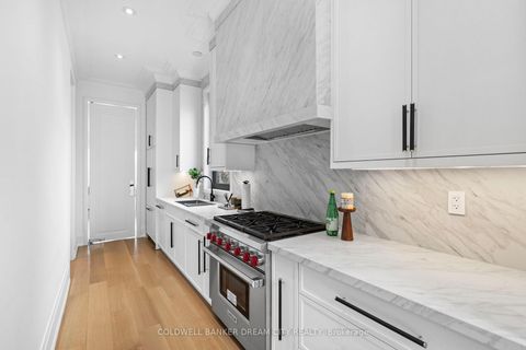 Photo 11 at 101 Dunloe Road, Forest Hill South, Toronto