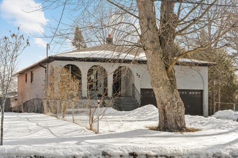 Photo 1 at 33 Homestead Road, West Hill, Toronto