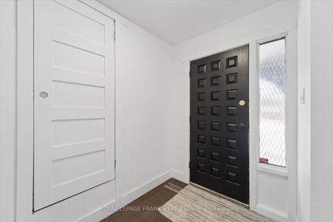 Photo 4 at 33 Homestead Road, West Hill, Toronto