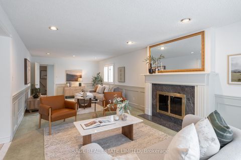 Photo 11 at 172 Burnhamthorpe Road, City Centre West, Toronto