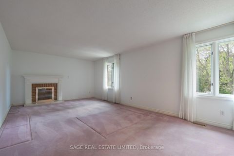 Photo 33 at 172 Burnhamthorpe Road, City Centre West, Toronto