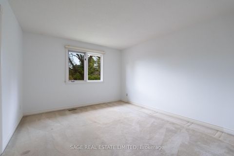 Photo 38 at 172 Burnhamthorpe Road, City Centre West, Toronto