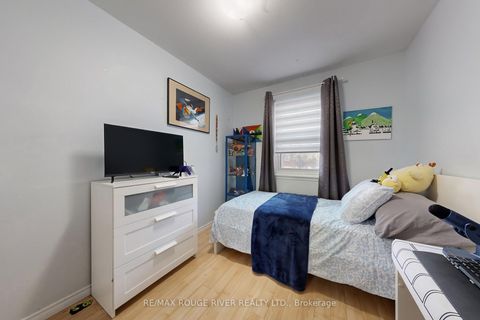 Photo 21 at 28 - 2550 Birchmount Road E, Sullivan, Toronto