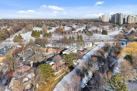Photo 39 at 28 - 2550 Birchmount Road E, Sullivan, Toronto