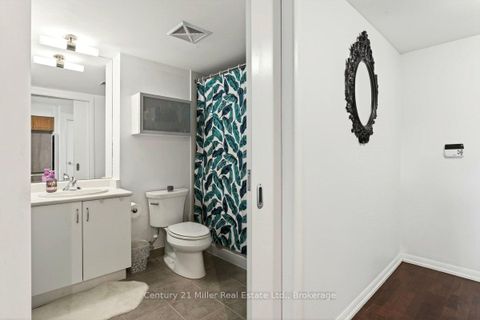 Photo 12 at 562 - 209 Fort York Boulevard, Niagara, Toronto