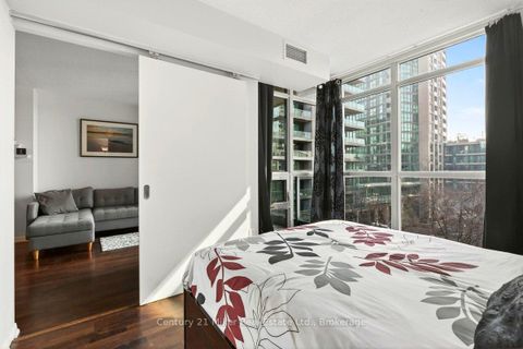 Photo 17 at 562 - 209 Fort York Boulevard, Niagara, Toronto