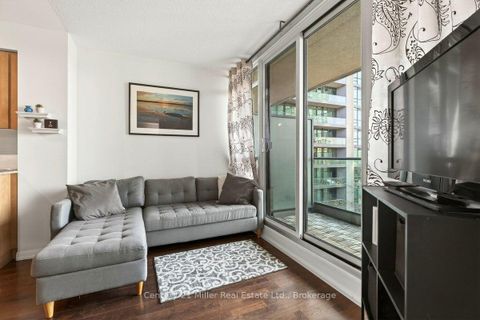 Photo 19 at 562 - 209 Fort York Boulevard, Niagara, Toronto