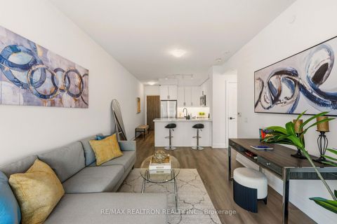 Photo 20 at 1301 - 20 Gatineau Drive N, Beverley Glen, Vaughan