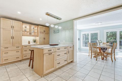 Photo 10 at 272 Jeff Smith Court, College Manor, Newmarket