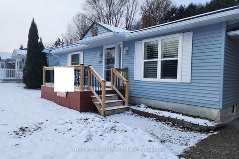 Photo 33 at 272 Jeff Smith Court, College Manor, Newmarket