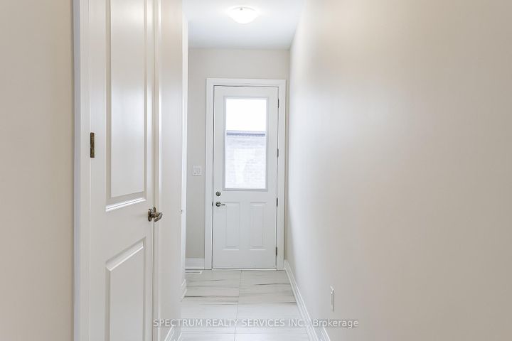 Photo 18 at 13 Jack Carson Drive, Cornell, Markham