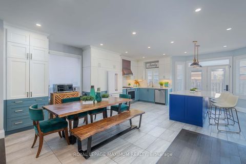 Photo 14 at 26 Marbella Road, Sonoma Heights, Vaughan