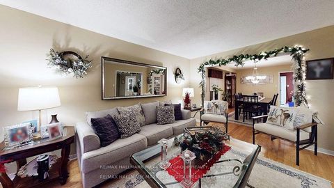 Photo 4 at 719 Shanahan Boulevard, Armitage, Newmarket