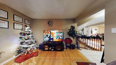 Photo 11 at 719 Shanahan Boulevard, Armitage, Newmarket