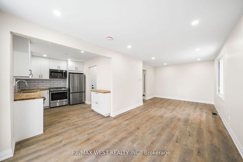 Photo 9 at 36 Wilson Court, Allandale Heights, Barrie