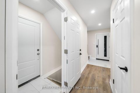 Photo 16 at 36 Wilson Court, Allandale Heights, Barrie