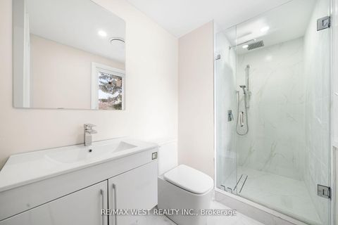 Photo 19 at 36 Wilson Court, Allandale Heights, Barrie