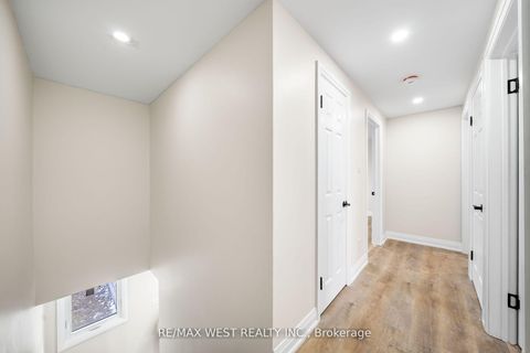 Photo 20 at 36 Wilson Court, Allandale Heights, Barrie