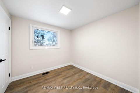 Photo 23 at 36 Wilson Court, Allandale Heights, Barrie