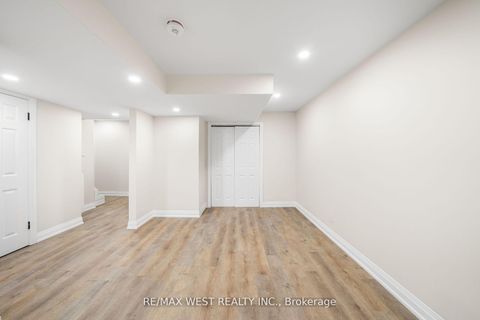 Photo 30 at 36 Wilson Court, Allandale Heights, Barrie