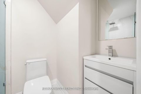 Photo 33 at 36 Wilson Court, Allandale Heights, Barrie