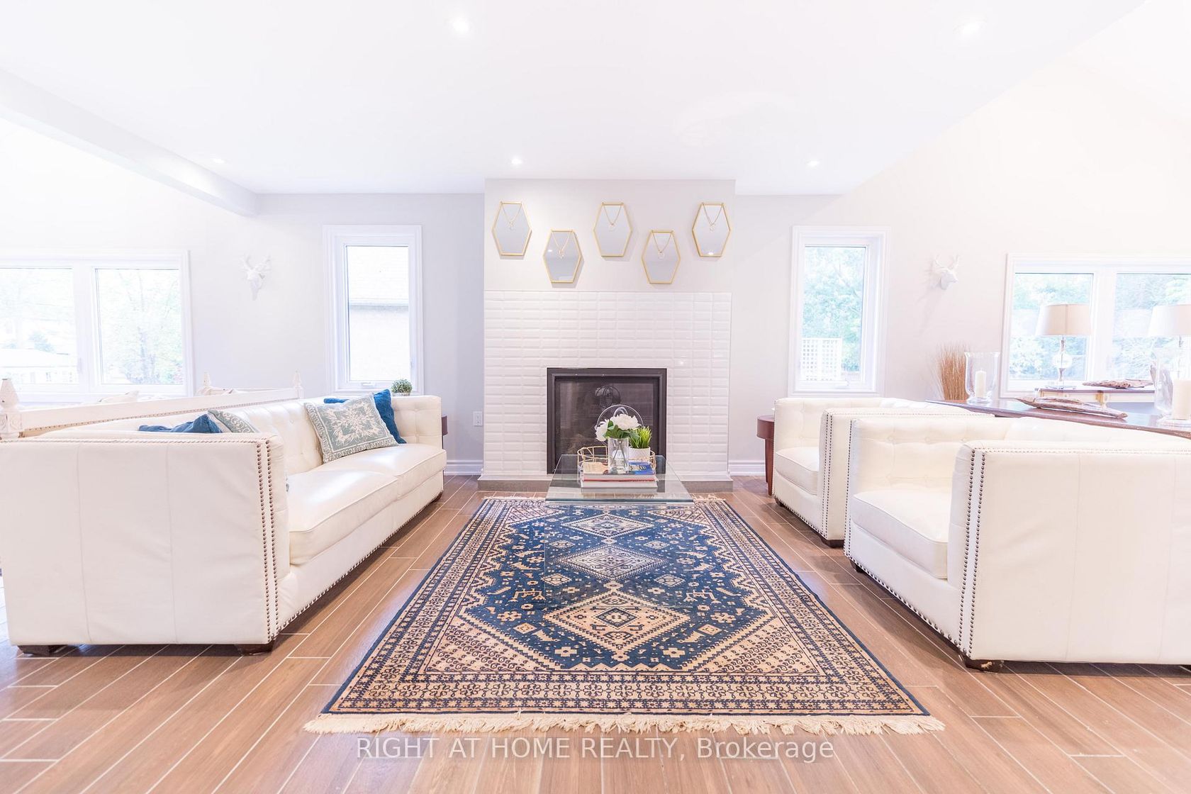 815 Rockaway Road, Historic Lakeshore Communities, Georgina photo number 2