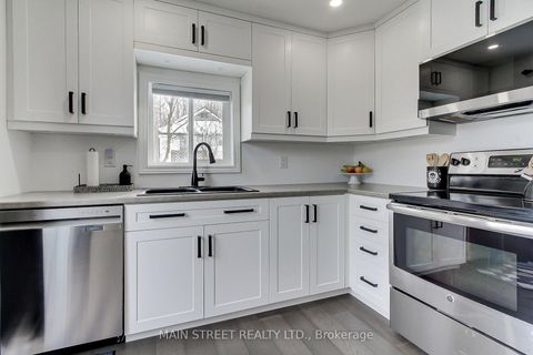 Photo 7 at 1039 Ewart Street, Rural Innisfil, Innisfil