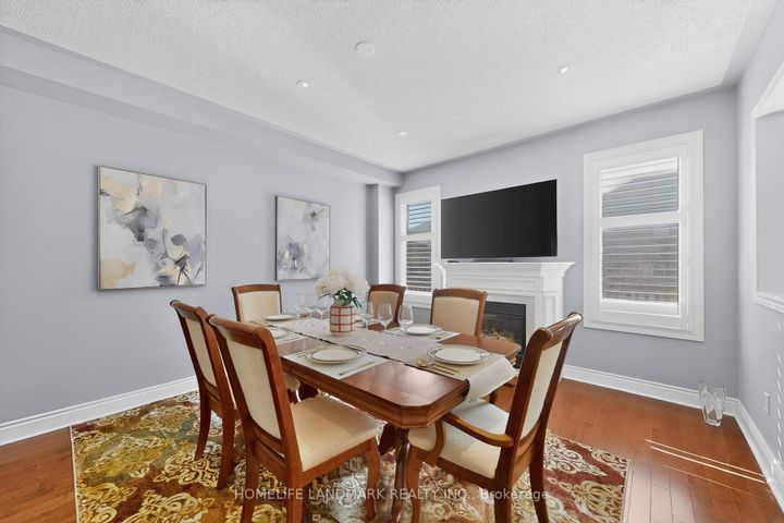 Photo 14 at 552 Morning Dove Drive, WC Wedgewood Creek, Oakville