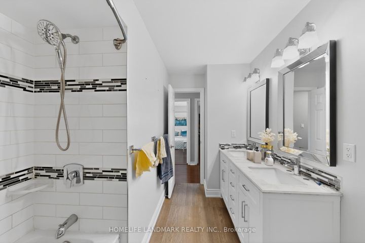 Photo 27 at 552 Morning Dove Drive, WC Wedgewood Creek, Oakville