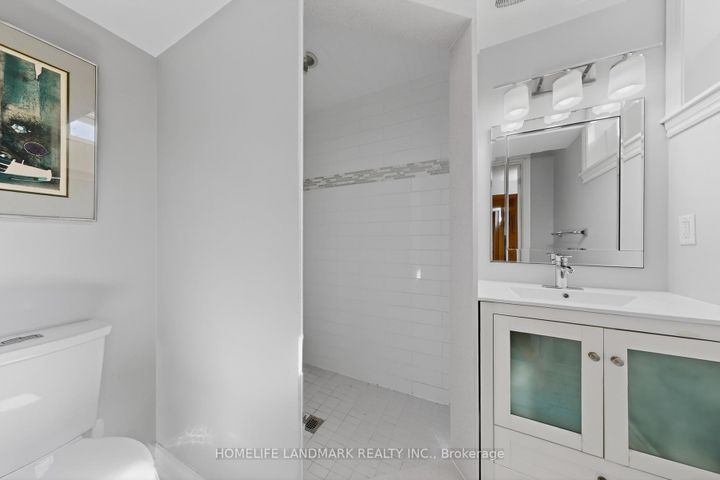 Photo 35 at 552 Morning Dove Drive, WC Wedgewood Creek, Oakville