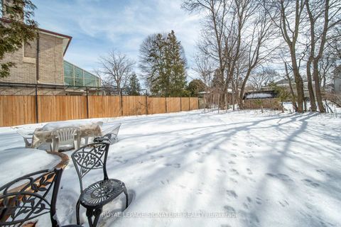 Photo 29 at 217 Moore Park Avenue, Newtonbrook West, Toronto