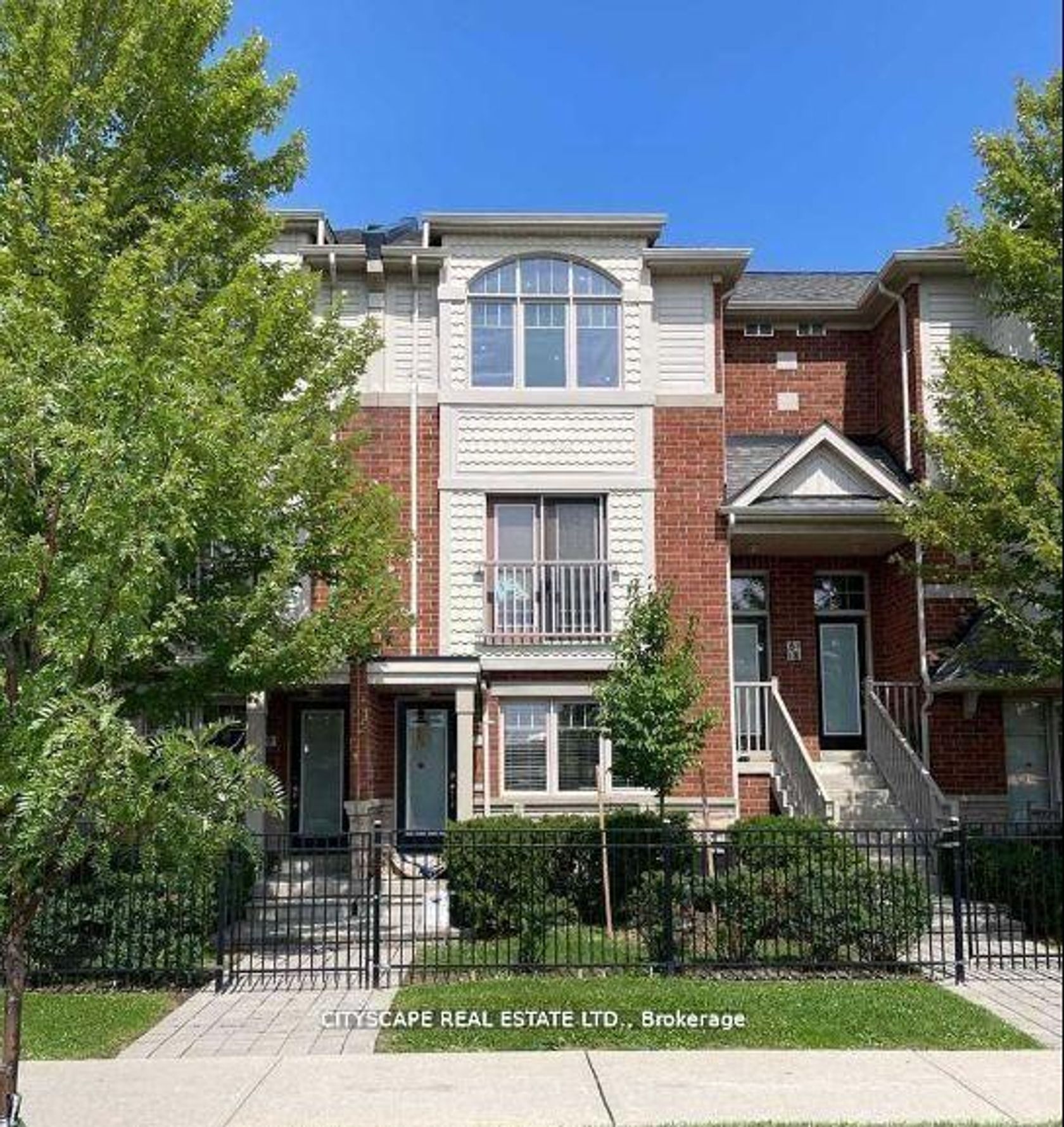 7 - 5725 Tenth Line W, Churchill Meadows, Mississauga by Loree Meneguzzi Real Estate 7 - 5725 Tenth Line W, Churchill Meadows, Mississauga