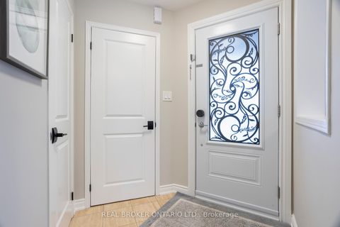 Photo 7 at 3811 Cedar Hedge Rise, Lisgar, Mississauga