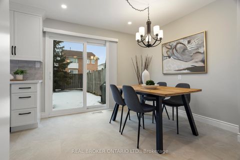 Photo 14 at 3811 Cedar Hedge Rise, Lisgar, Mississauga