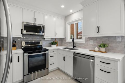 Photo 21 at 3811 Cedar Hedge Rise, Lisgar, Mississauga